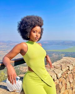 Community 25 Escorts